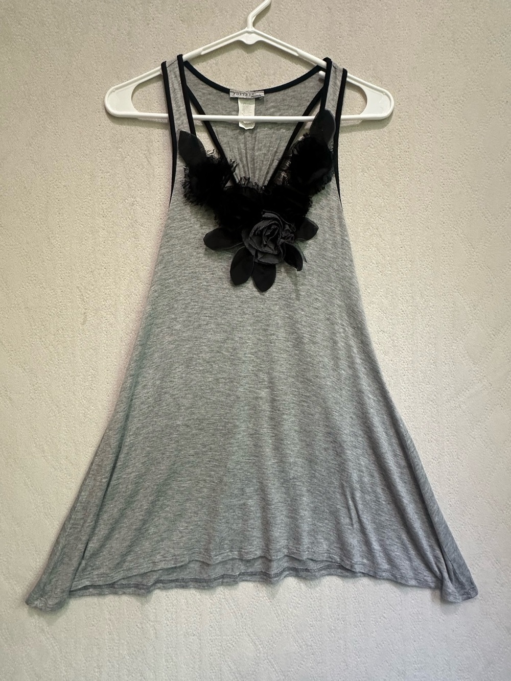 Poetry Gray Racer Back Tank Top with Black Trim and fabric Floral Appliqué Sz M